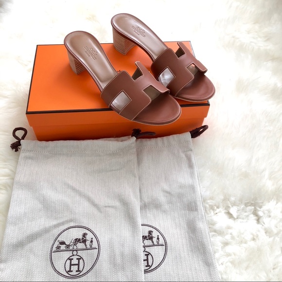 🖤 HERMÈS Gold Oasis Sandals w/ Stacked Heel Sz 36 - Picture 2 of 8